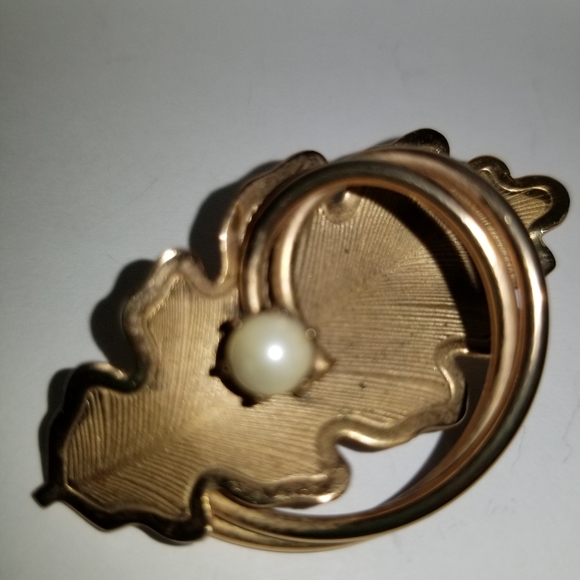Vintage Broach - Picture 9 of 16